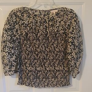 Women's Black and Tan Patterned Top